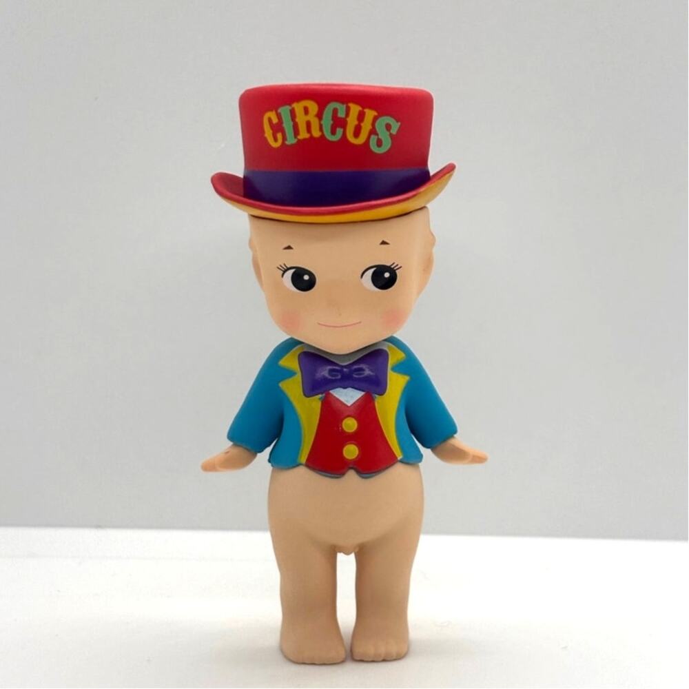New Kewpie/Angel Mini Figure Circus Ringmaster Costume, Open Blind Box